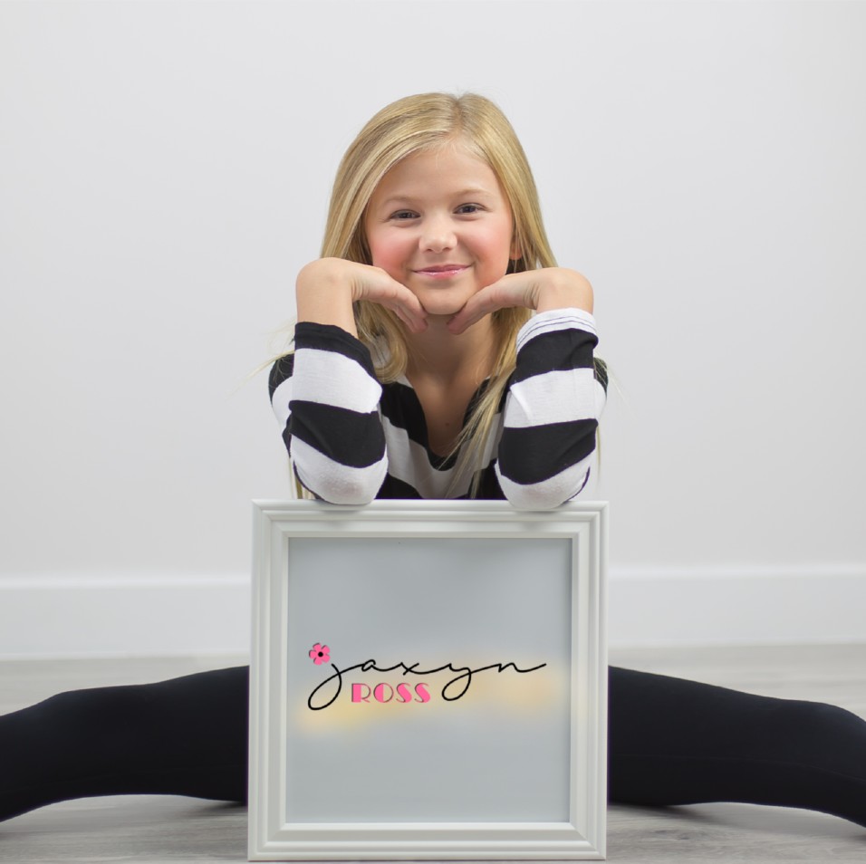Spackalicious Designs Gallery Image, Links to information about Jaxyn Ross's branding and website